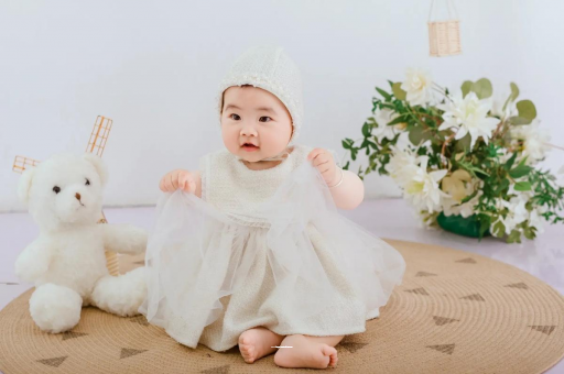 图木舒克怀孕初期肚子胀得难受